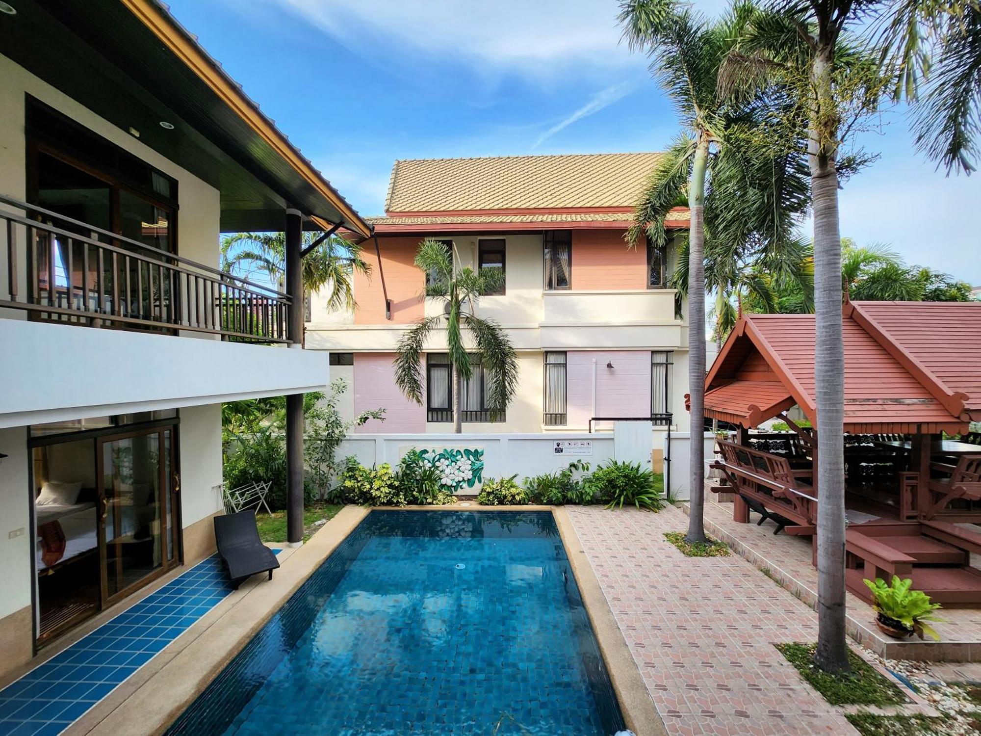 Punnapha Pool Villa Pattaya Jomtien Beach Esterno foto